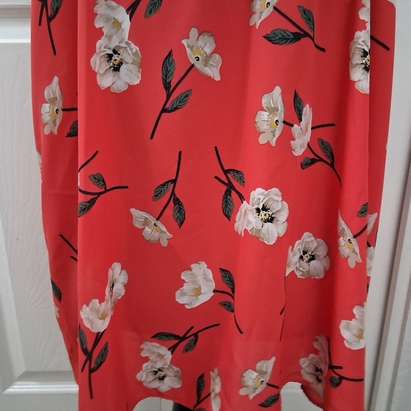 Torrid Coral Floral Sleeveless Blouse  Size 0 - Picture 8 of 13
